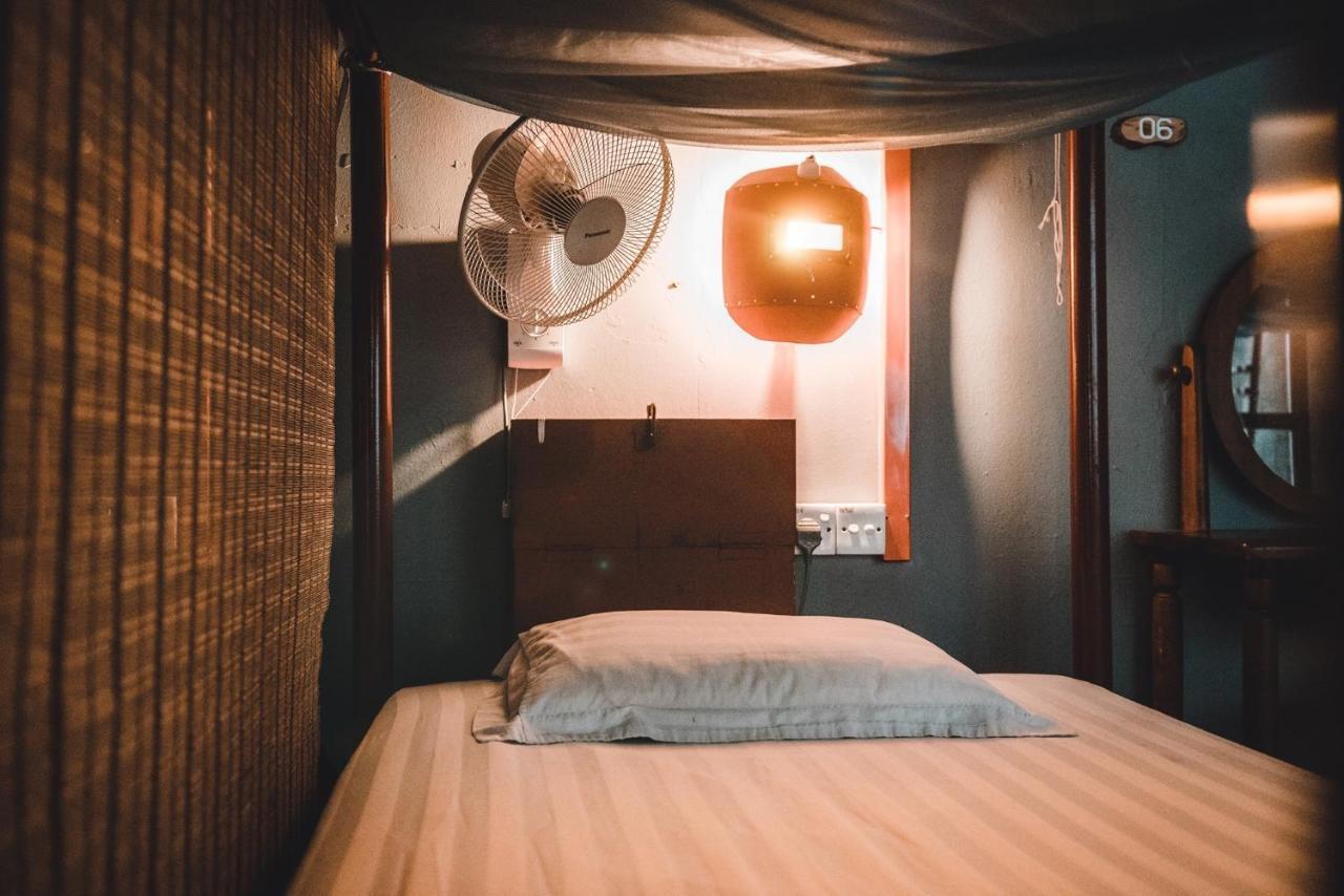 Motodorm Langkawi Hostel Kuah Ngoại thất bức ảnh
