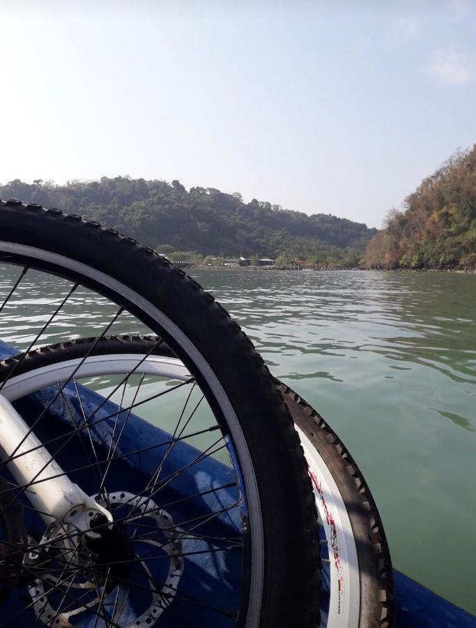 Motodorm Langkawi Hostel Kuah Ngoại thất bức ảnh
